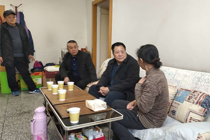 【“四进万家系列活动”】集团开展“进万家门、访万家情、解万家难、暖万家心”活动